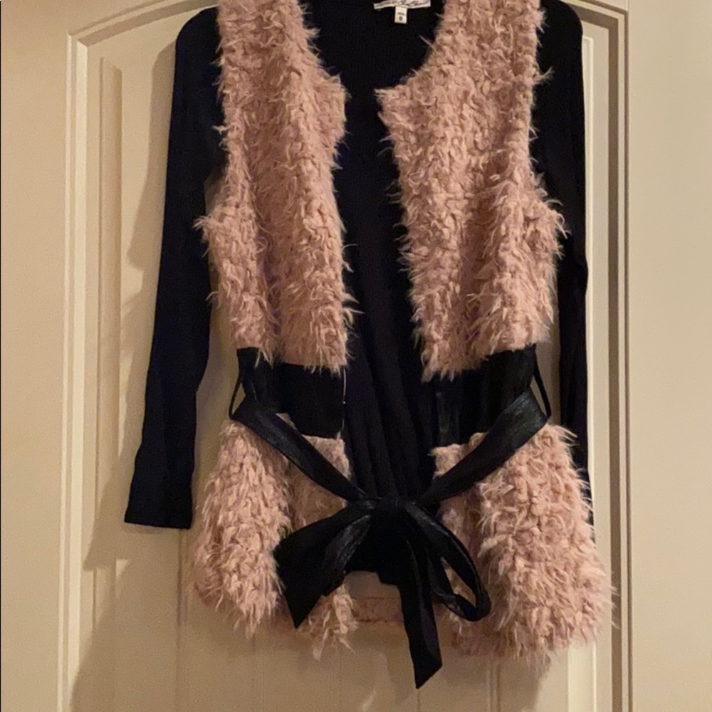 Double Zero Vest - image 4